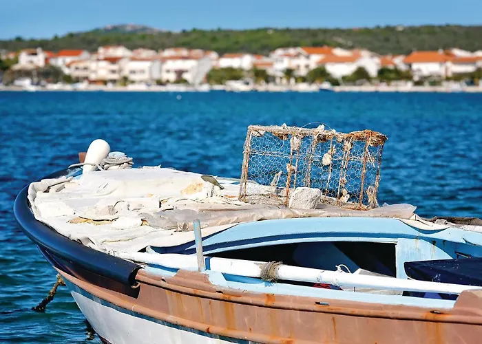 4 Bedroom Stunning In בית נופש *